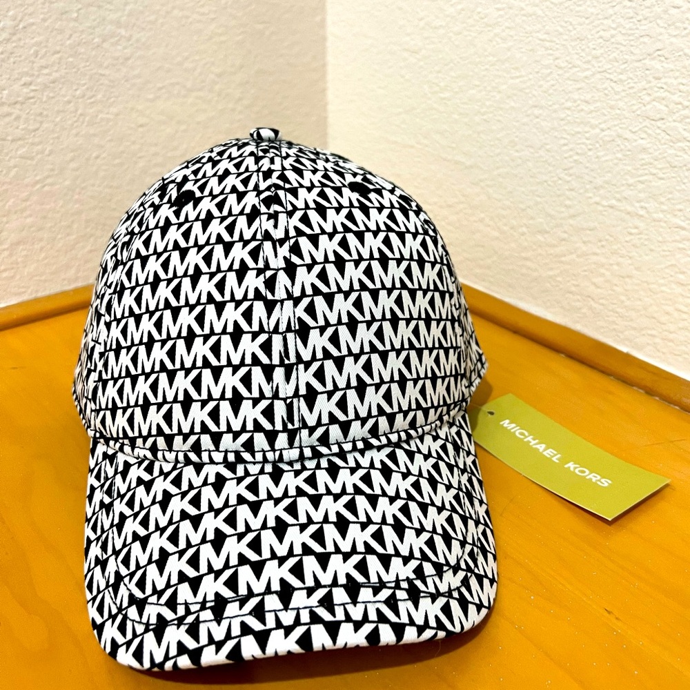 Michael Kors Logo Print stretch Cotton Baseball Cap (One Size Fits All Cap)